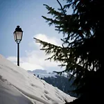 Апартаменты In With Valley Views *
