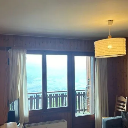 In With Valley Views