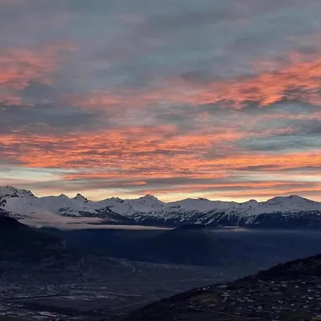 In With Valley Views 维松纳