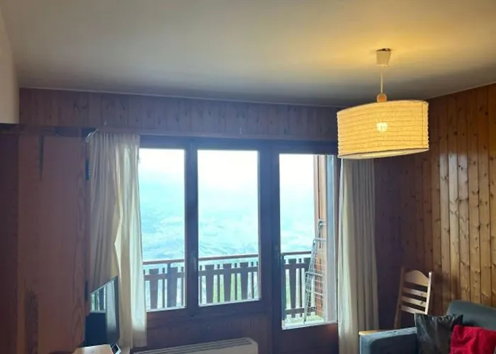 In With Valley Views