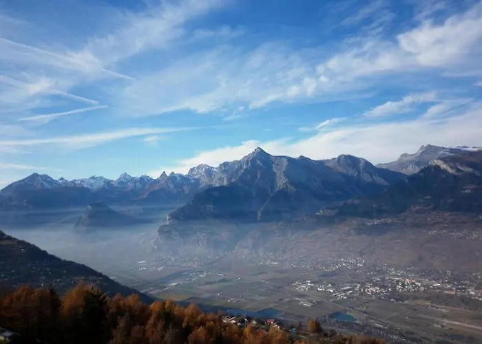 In With Valley Views