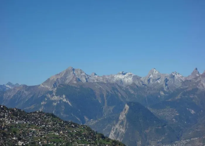 In With Valley Views